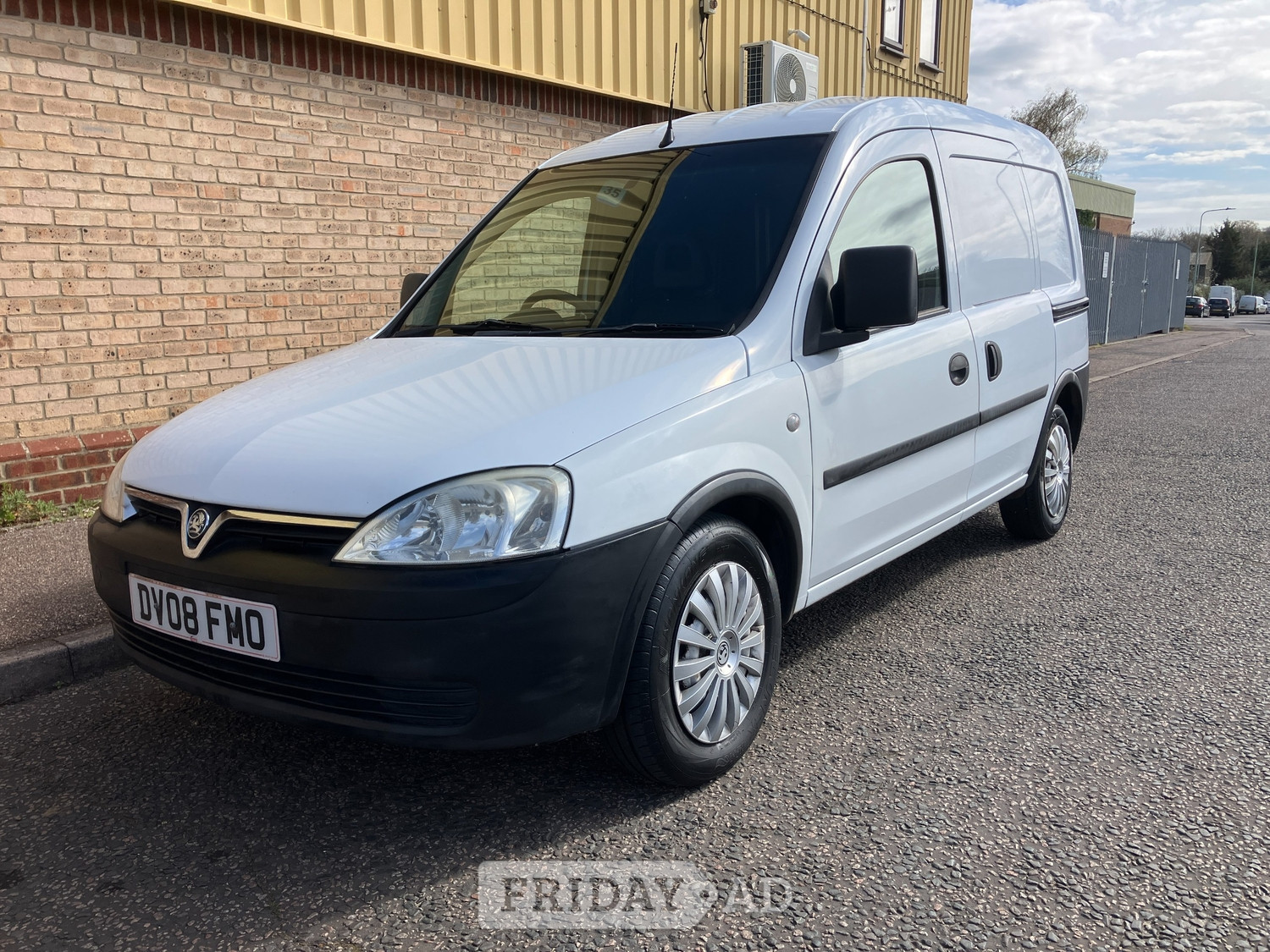[ berth ]Vauxhall Combo