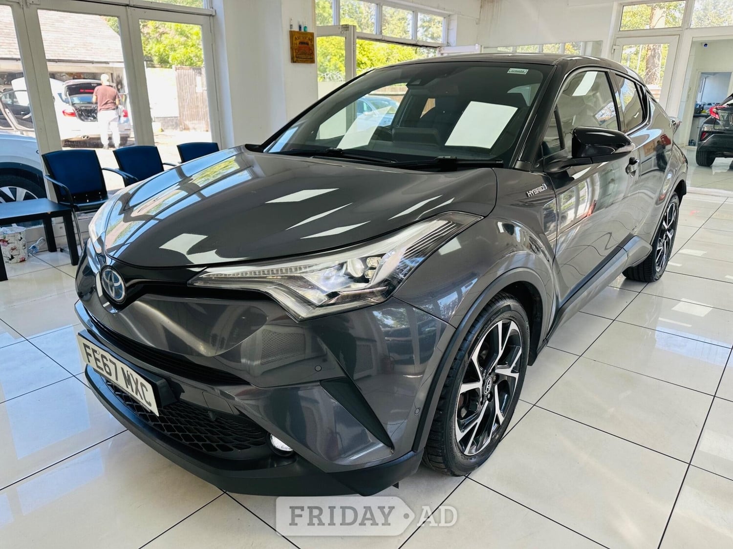 [ berth ]Toyota C-HR