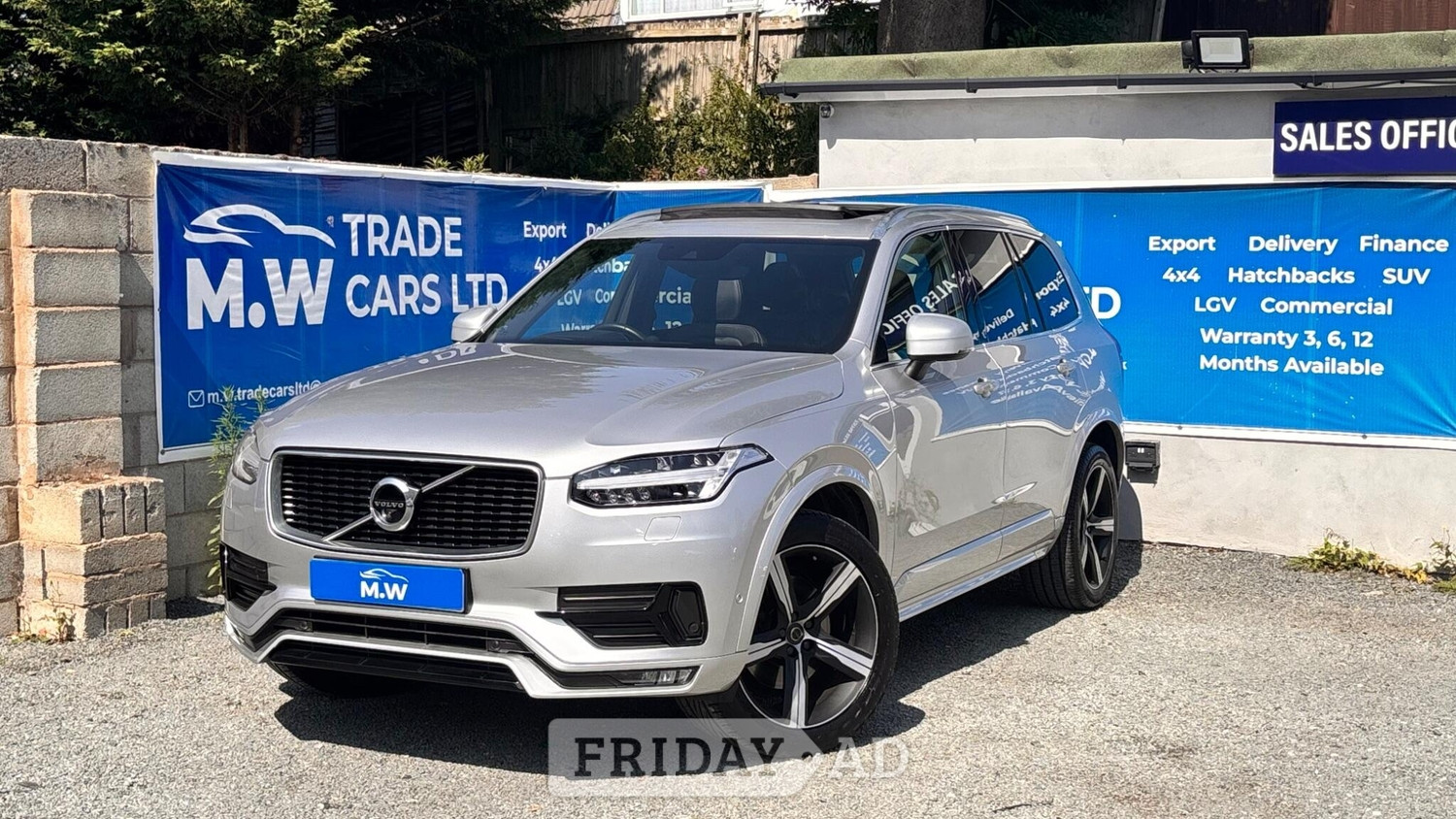Volvo XC90 2019 in Dudley