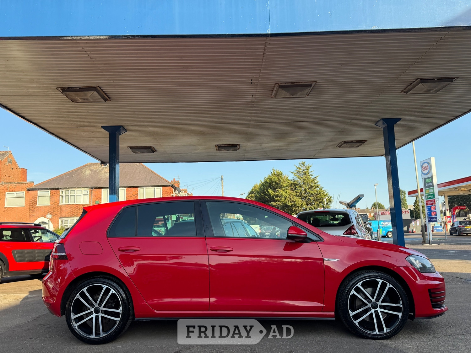 Volkswagen Golf 2014 - Cars in Leicester