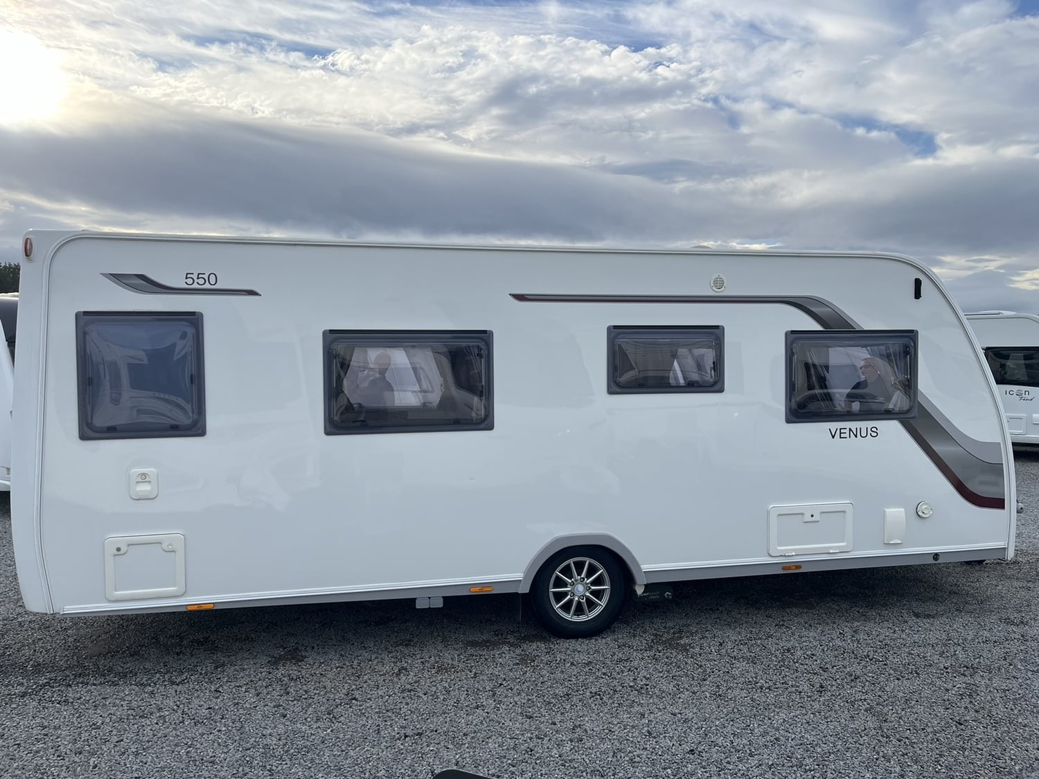 Lunar Venus 550/4 2015 - Motorhomes & Caravans in Thirsk