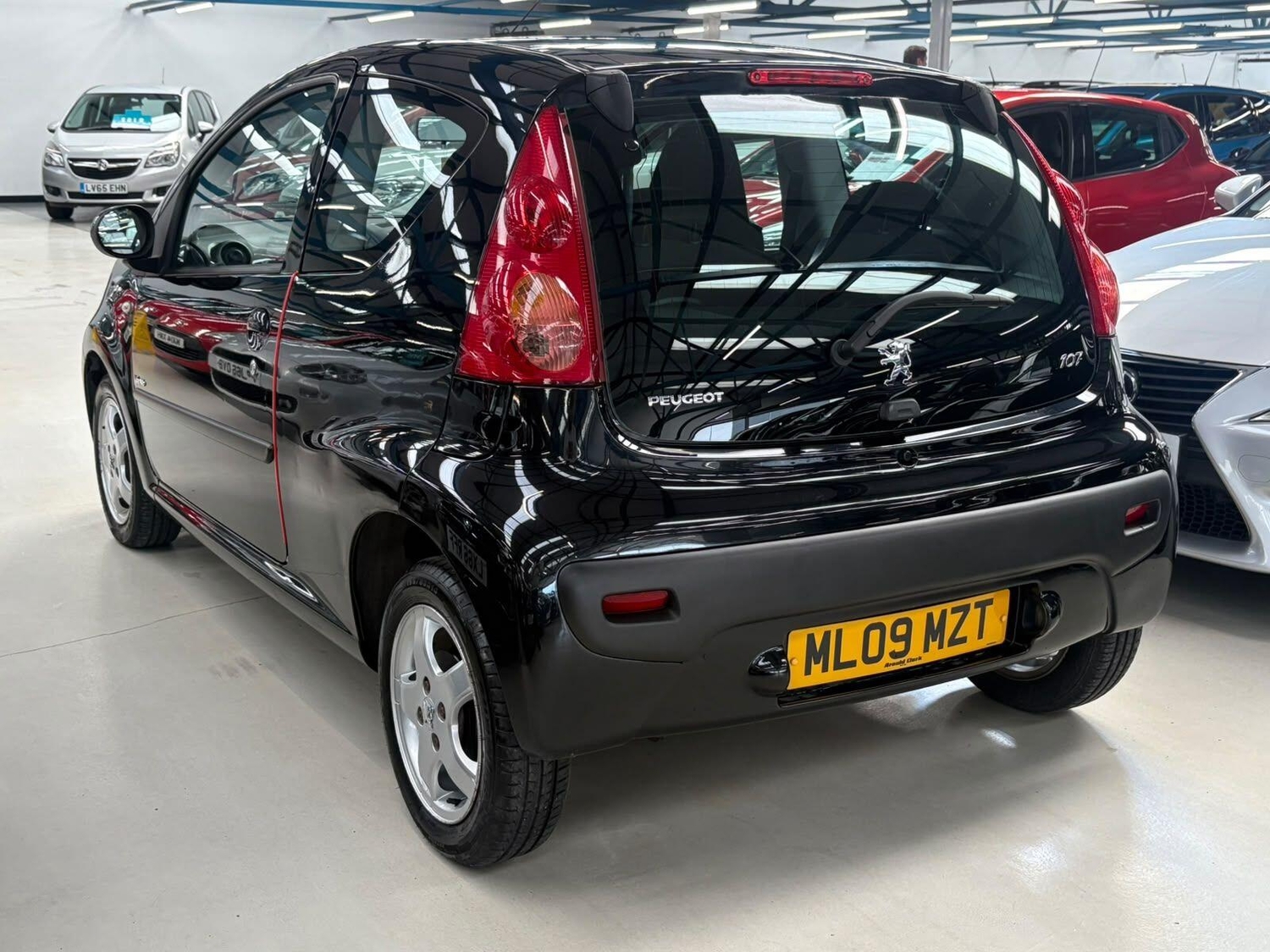 Peugeot 107 2009 - Cars in Bolton