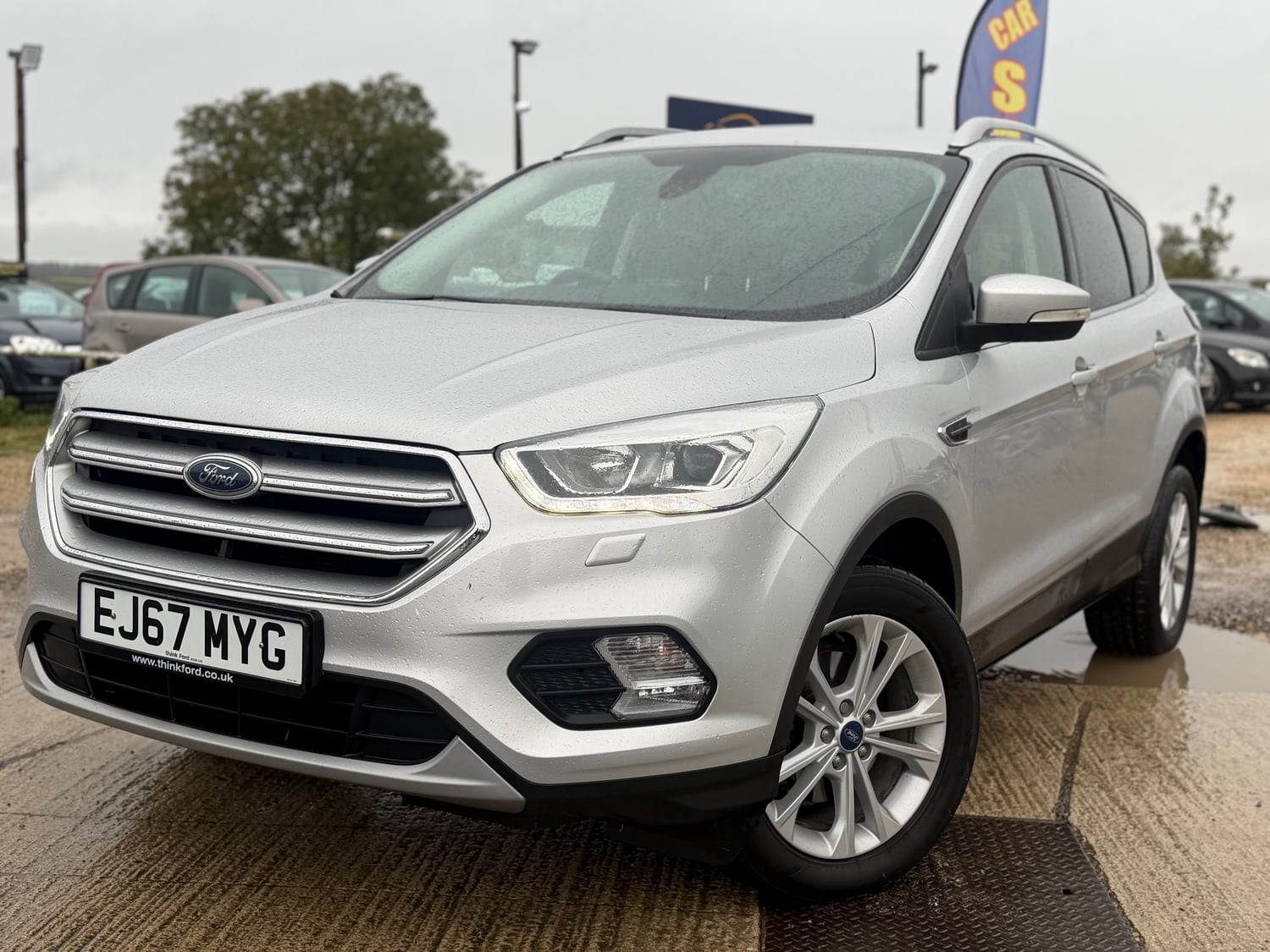 Ford Kuga 2017 - Cars in Burford