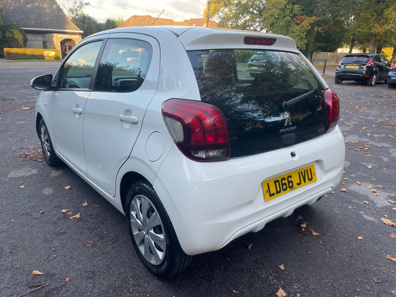 Peugeot 108 2016 - Cars in Banstead
