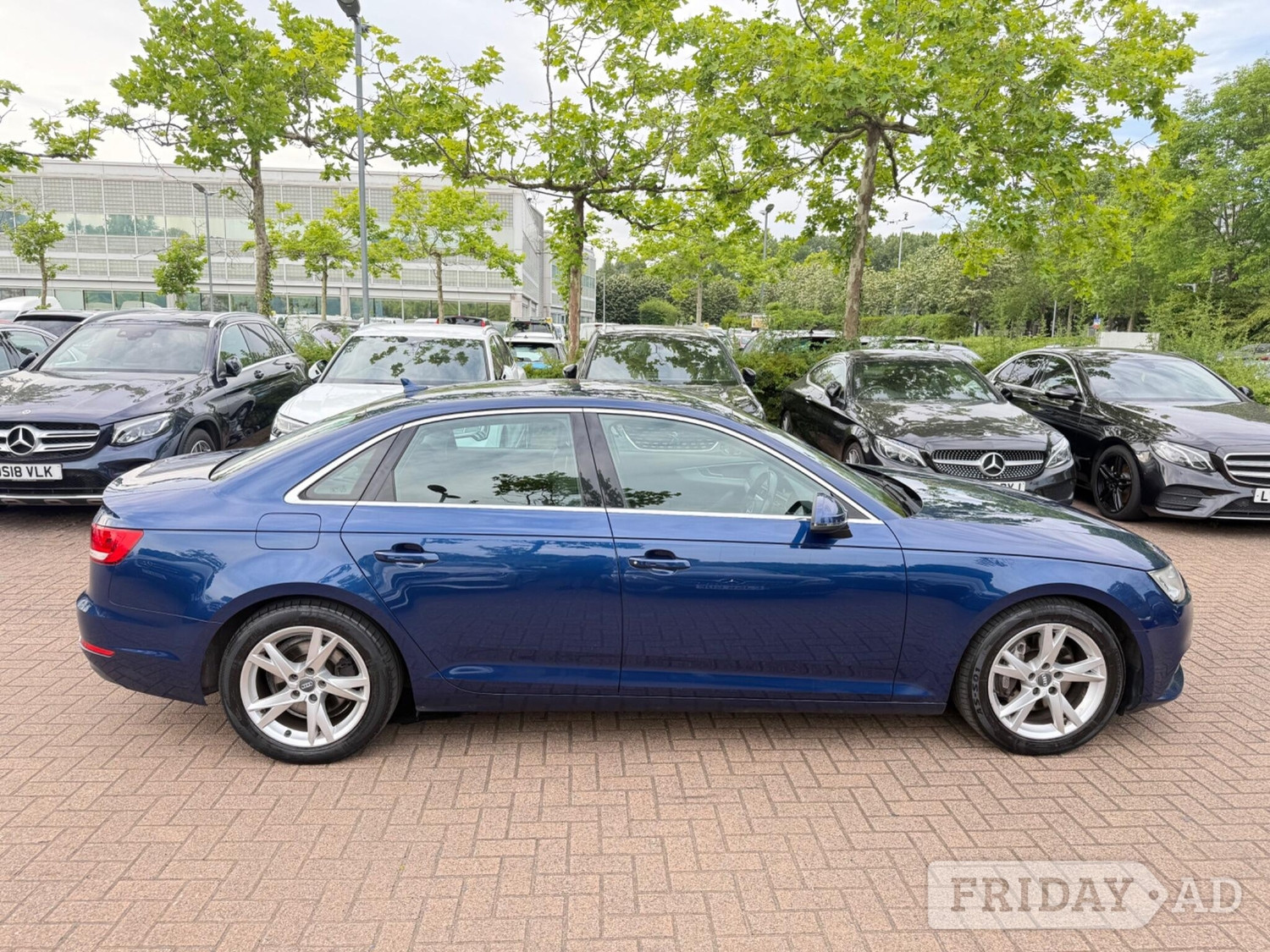 [ berth ]Audi A4