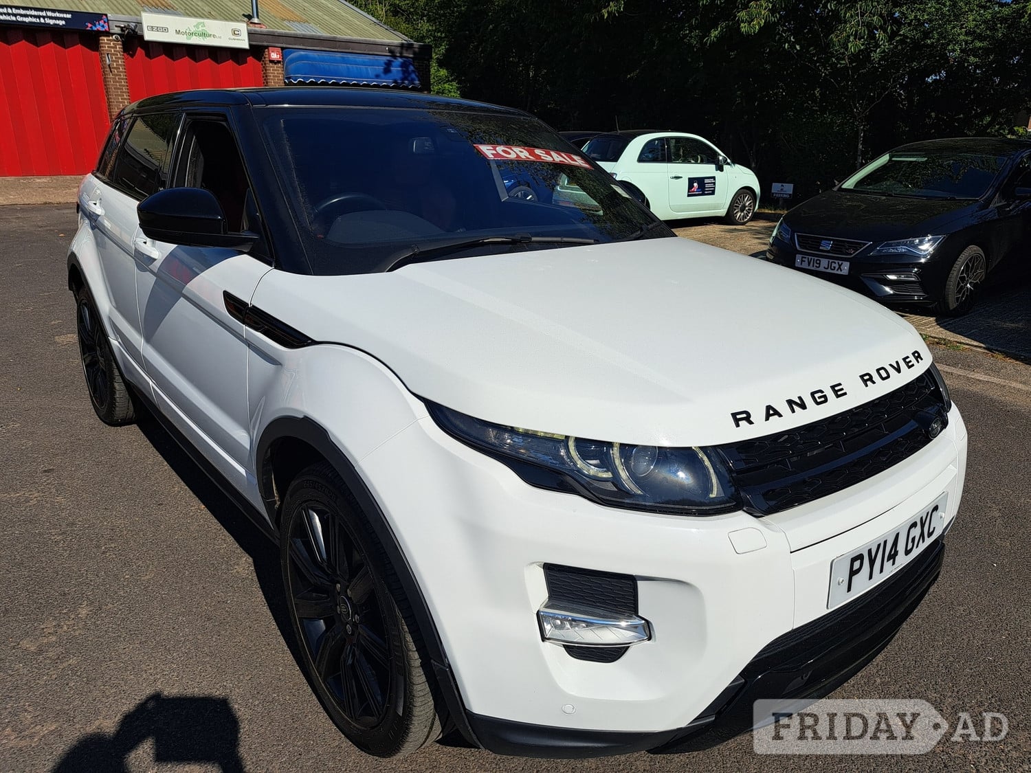 [ berth ]Land Rover Range Rover Evoque
