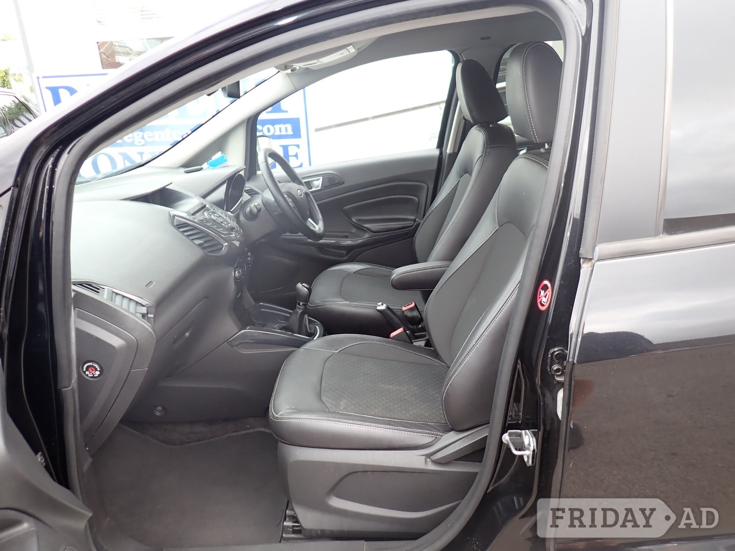 [ berth ]Ford Ecosport