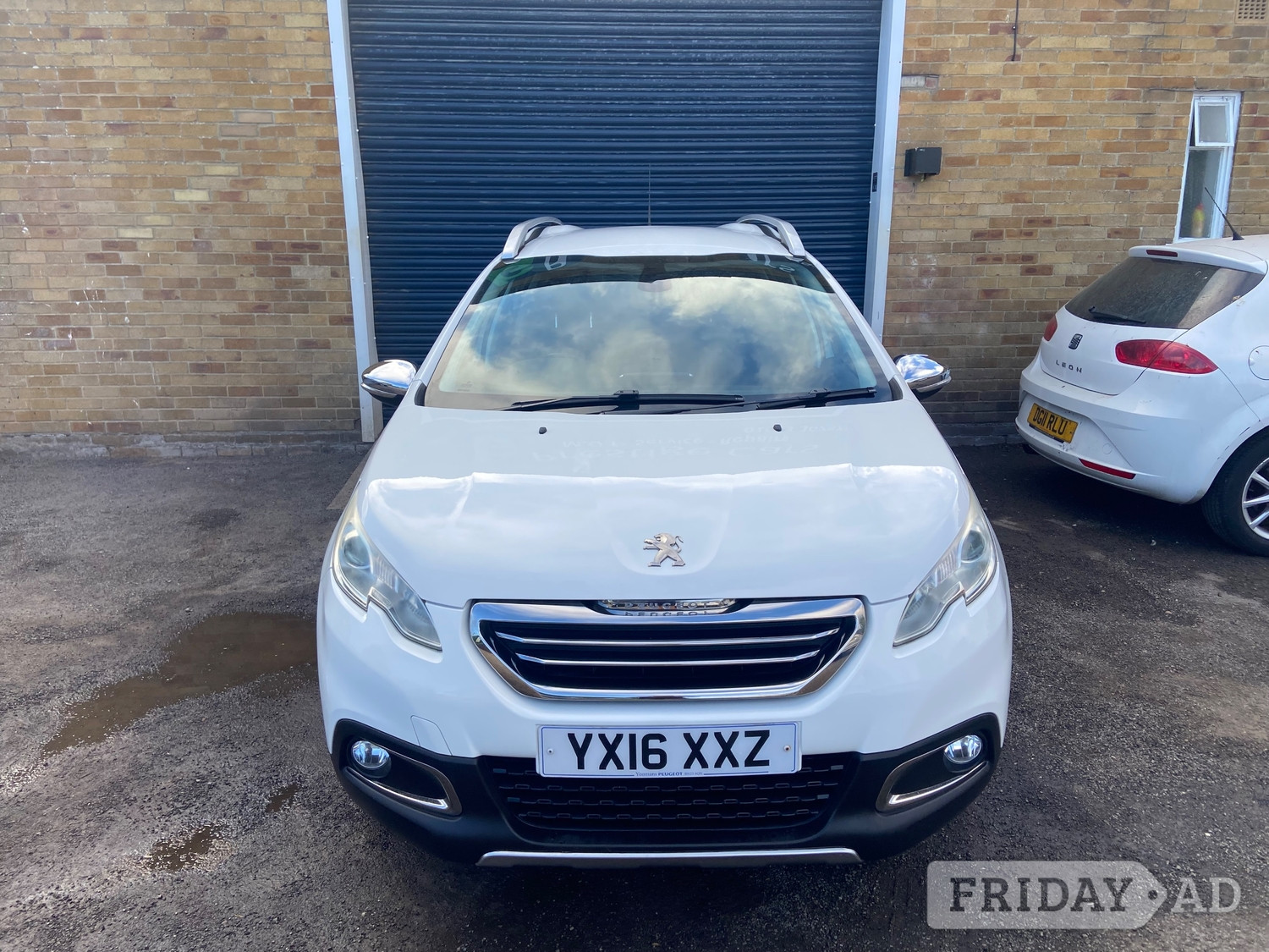 [ berth ]Peugeot 2008