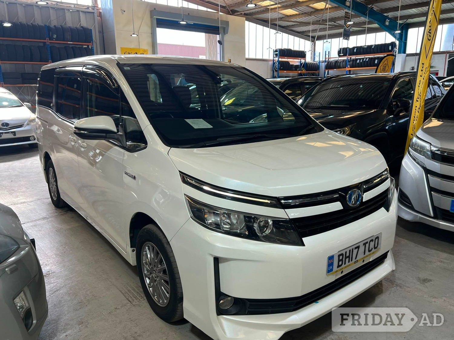 Toyota Voxy 2017 in Birmingham