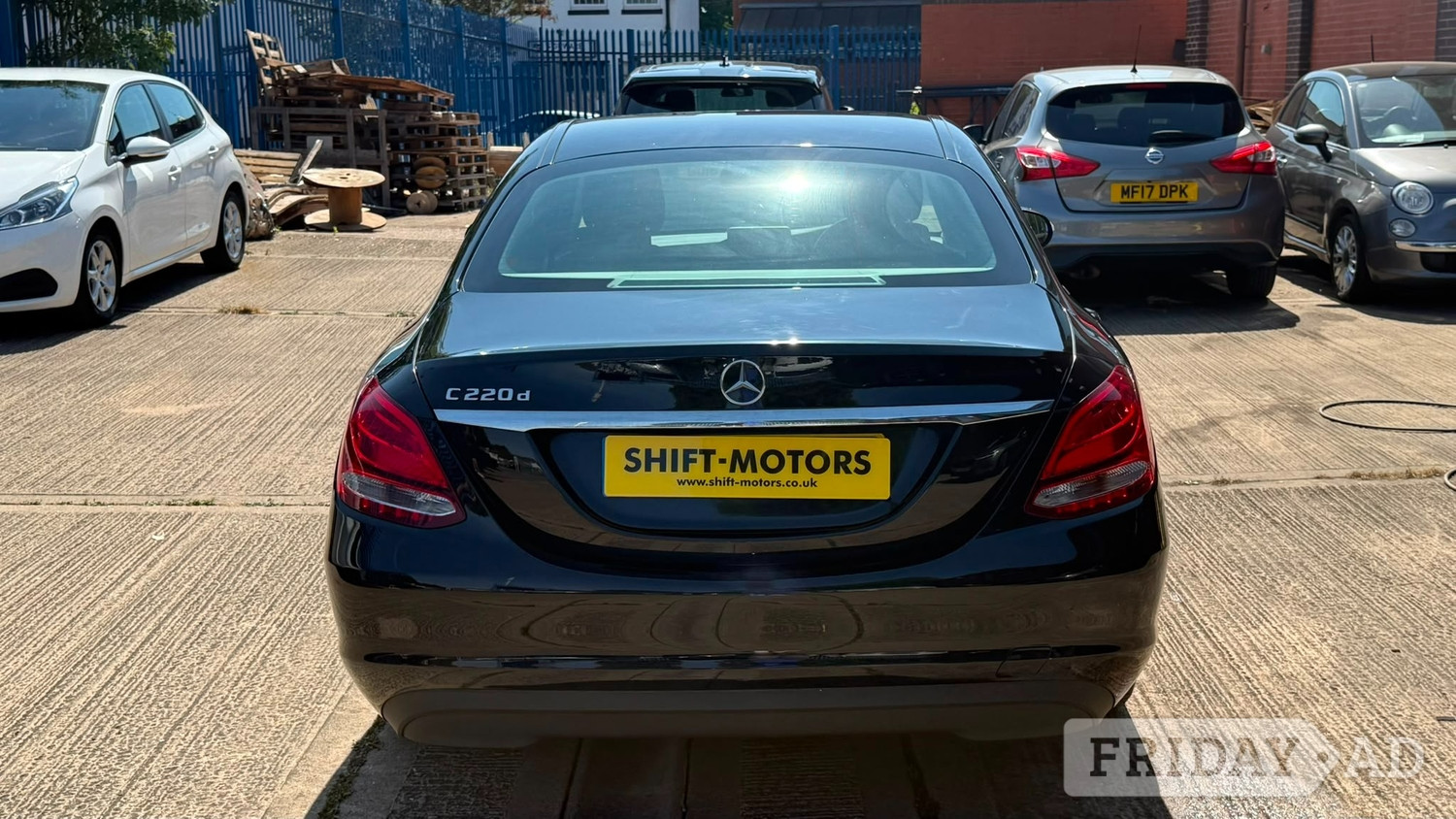 [ berth ]Mercedes-Benz C Class