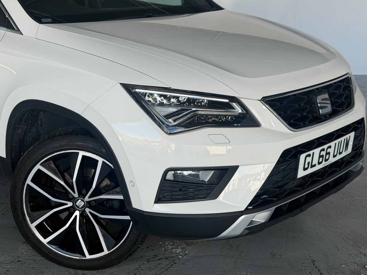[ berth ]SEAT Ateca