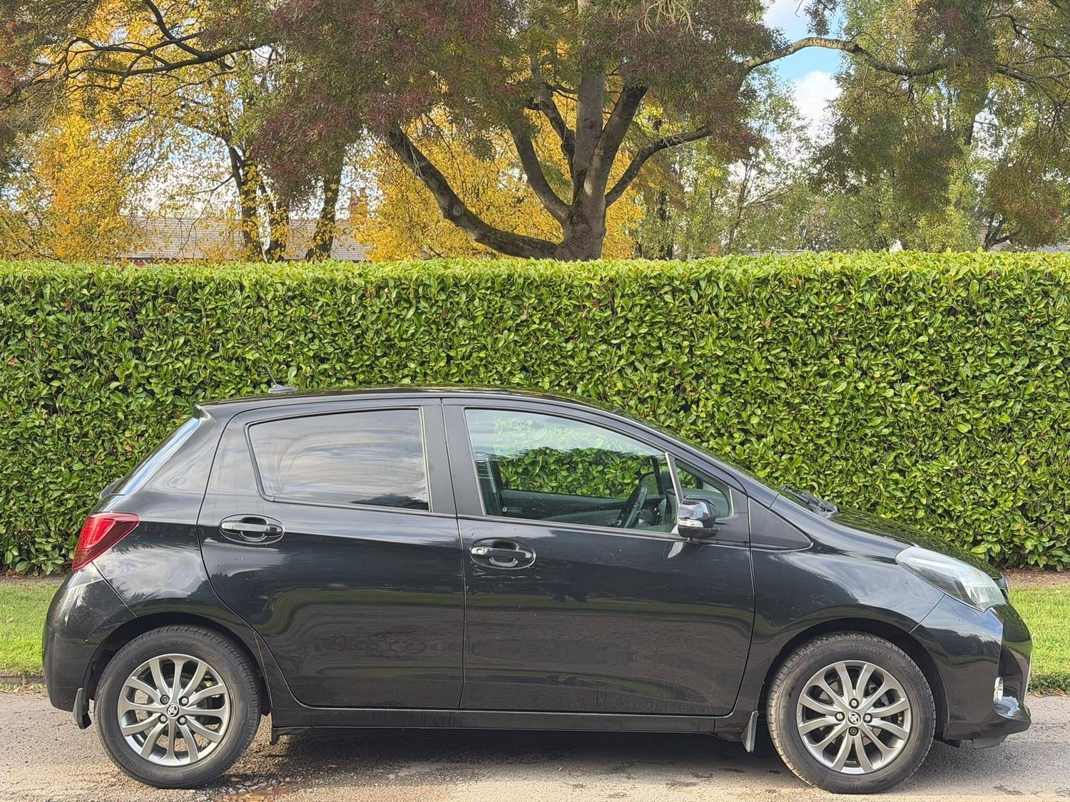 Toyota Yaris 2016 - Cars