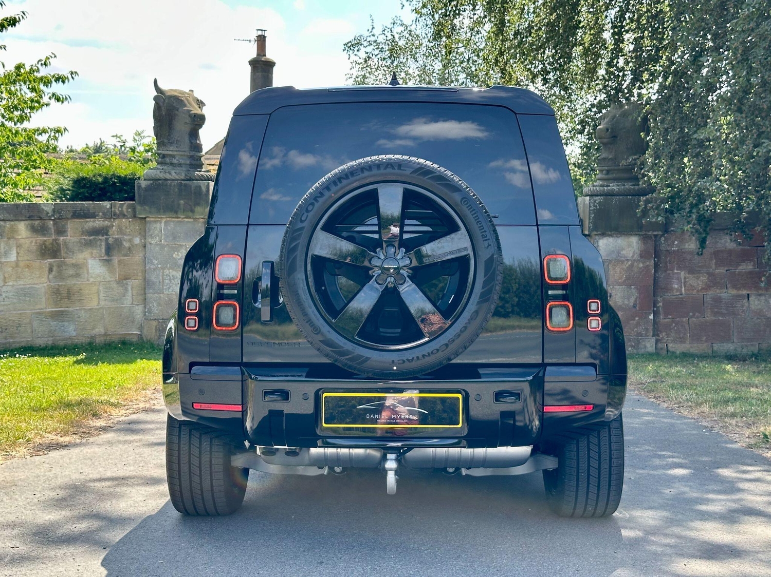 Land Rover Defender 110 2026 - Vans & Commercial Vehicles