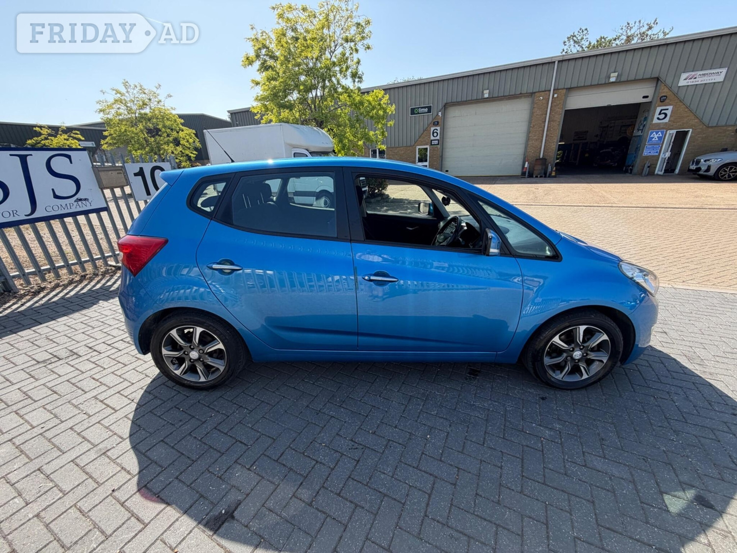 [ berth ]Hyundai ix20