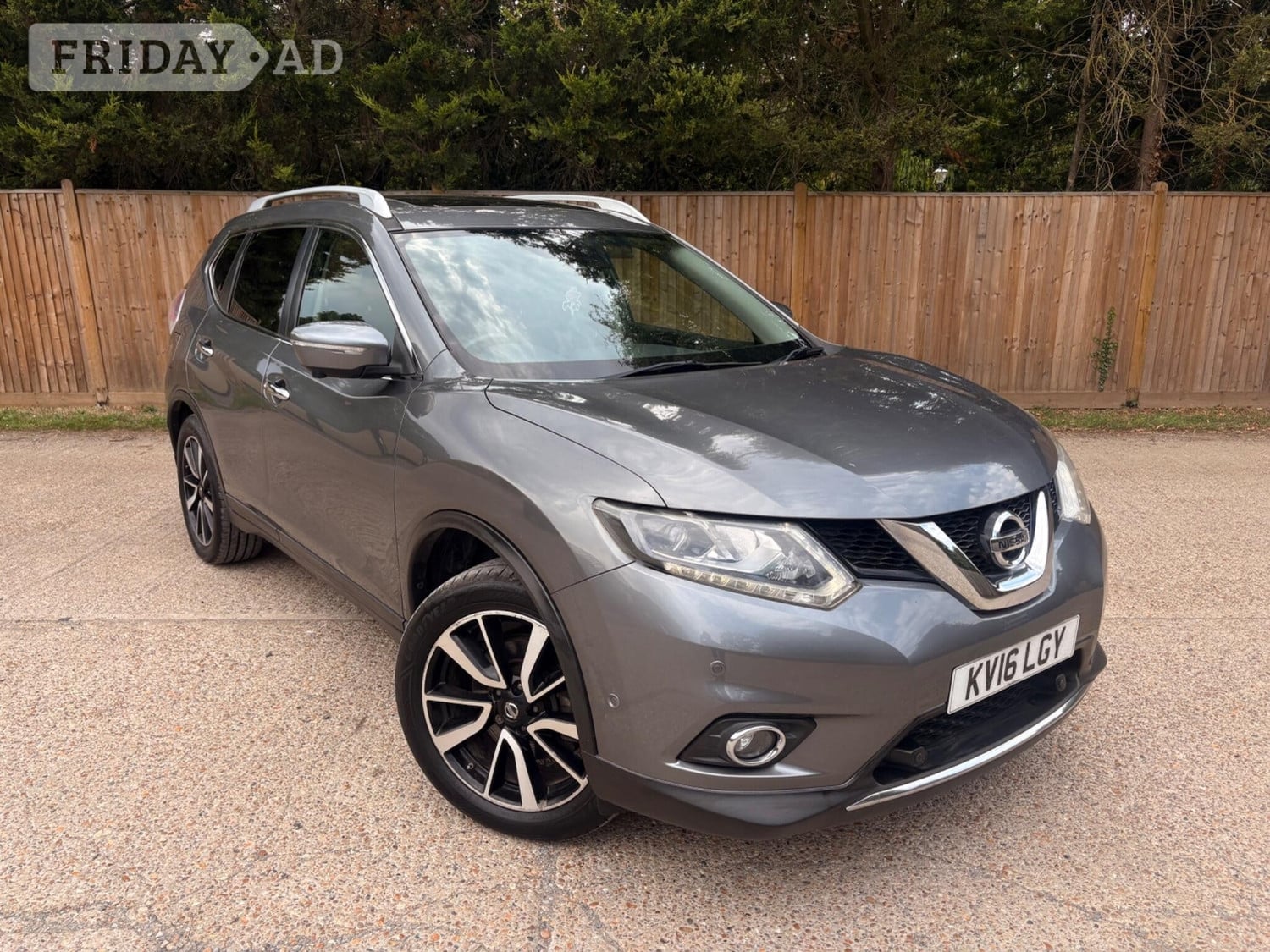 Nissan X-Trail 2016 in Tonbridge