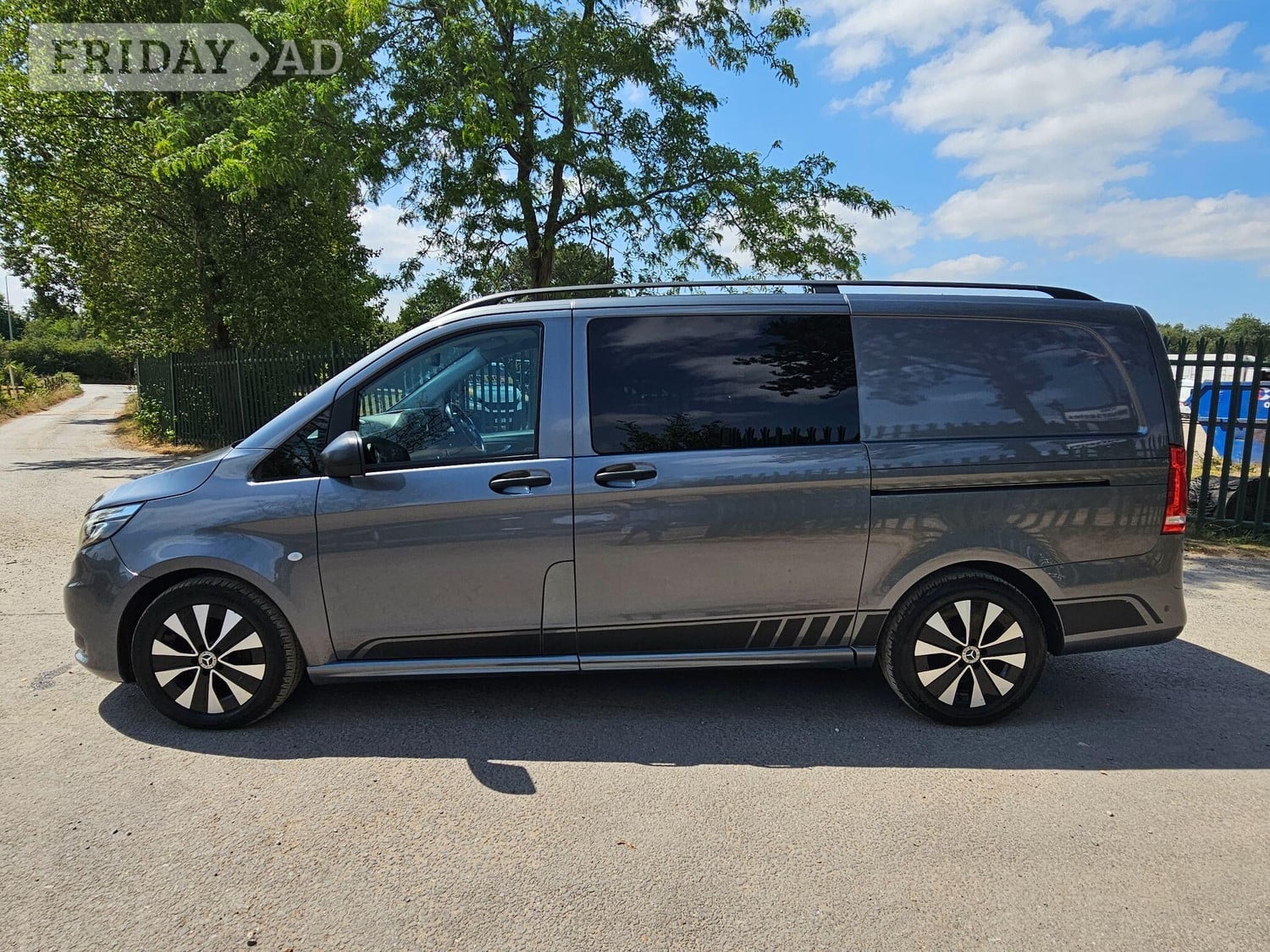 Mercedes-Benz Vito 2020 - Vans & Commercial Vehicles in Reading