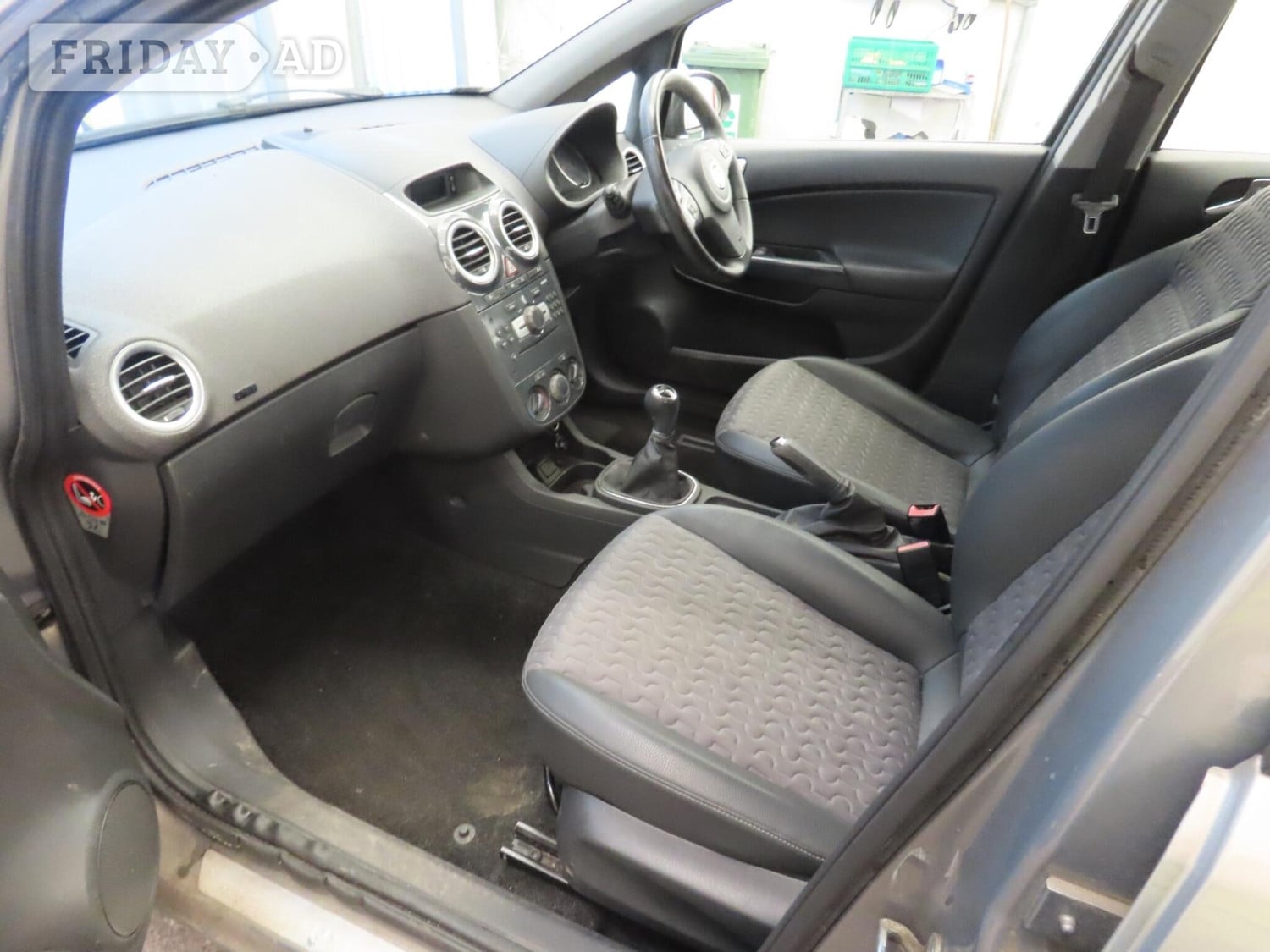 [ berth ]Vauxhall Corsa