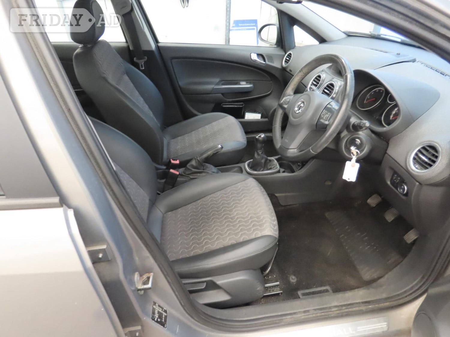 Vauxhall Corsa 2012 - Cars