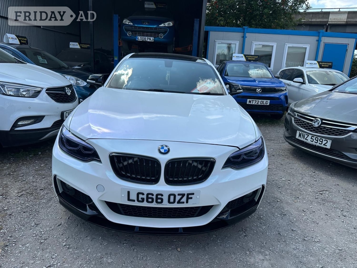 BMW 2 Series 2016 in Oldbury