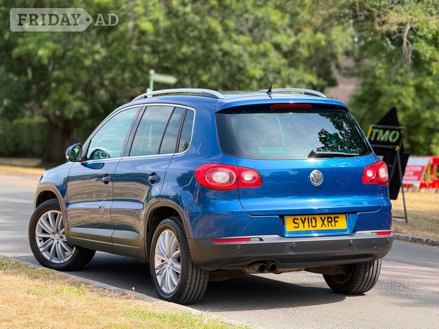 Volkswagen Tiguan 2010 - Cars
