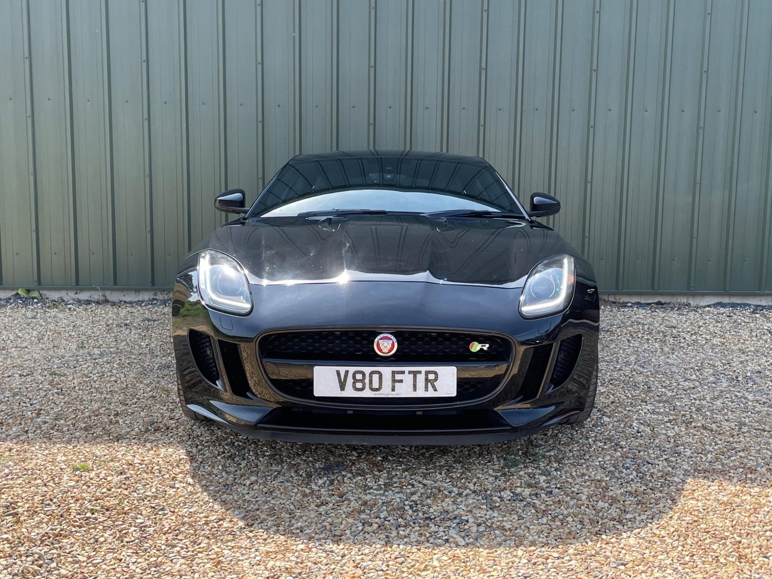 Jaguar F-Type Reading