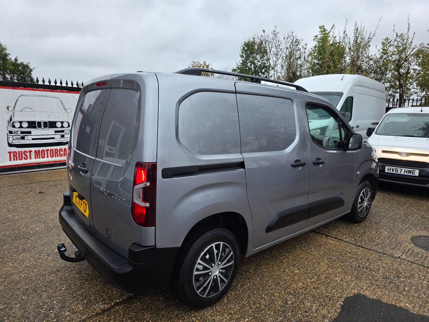 [ berth ]Toyota ProAce
