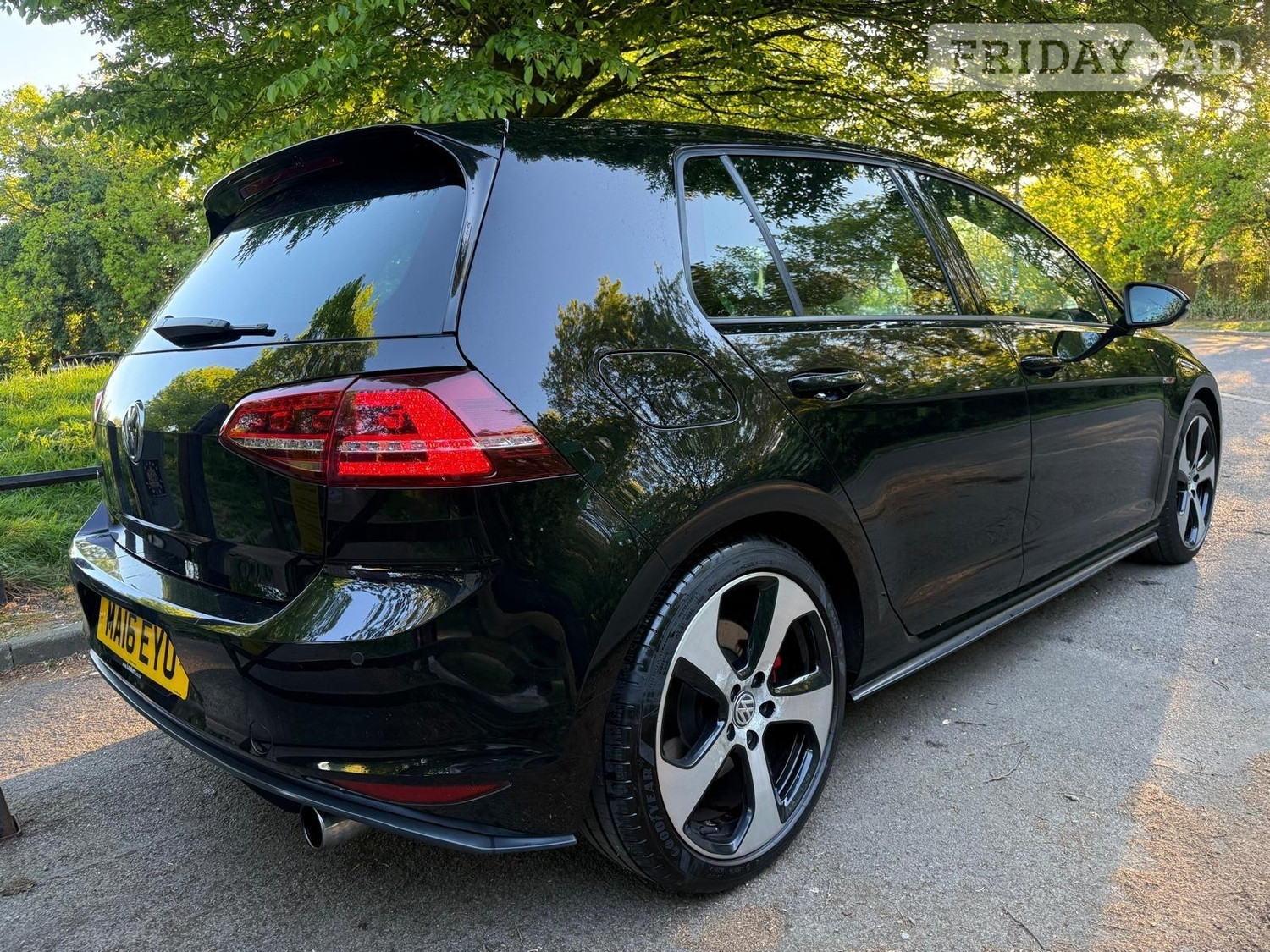 [ berth ]Volkswagen Golf