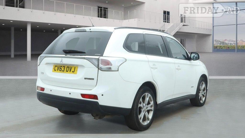 Mitsubishi Outlander 2013 - Cars in Pontypridd