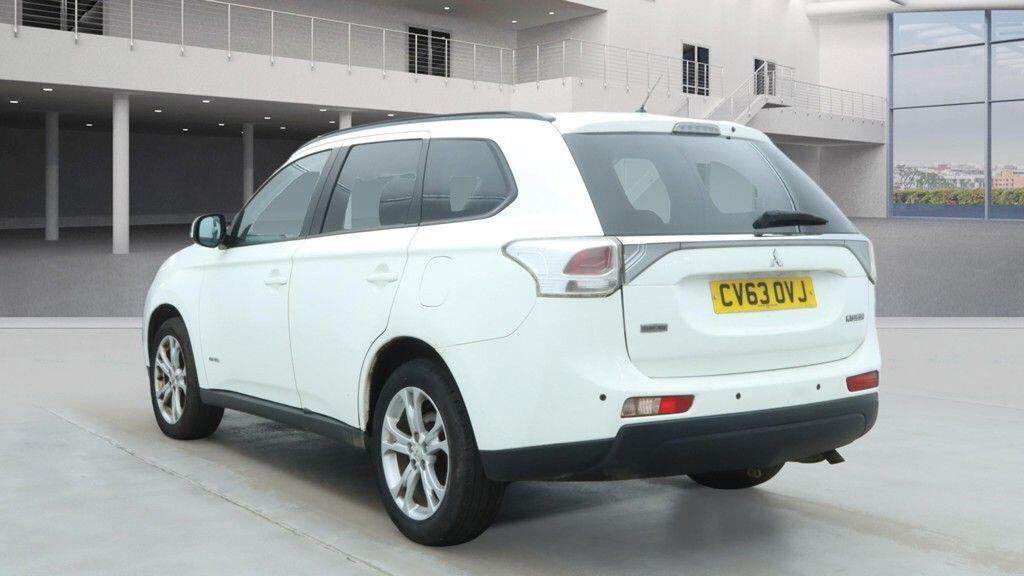[ berth ]Mitsubishi Outlander