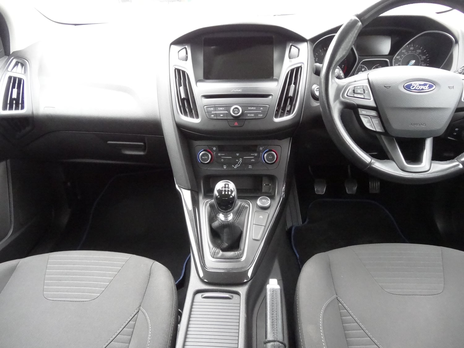 [ berth ]Ford Focus