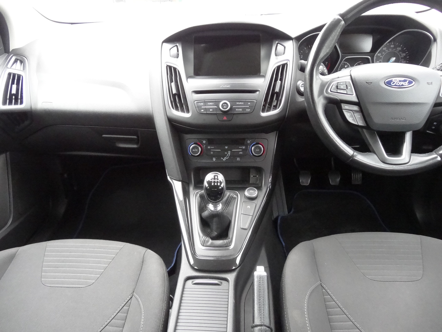 [ berth ]Ford Focus