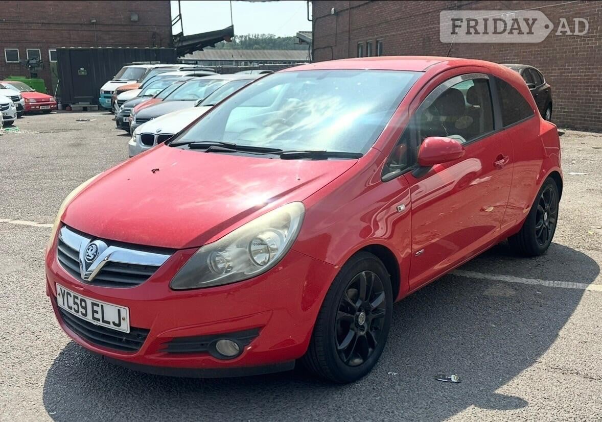 Vauxhall Corsa 2010 in Cardiff
