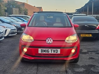 Volkswagen UP! 2016