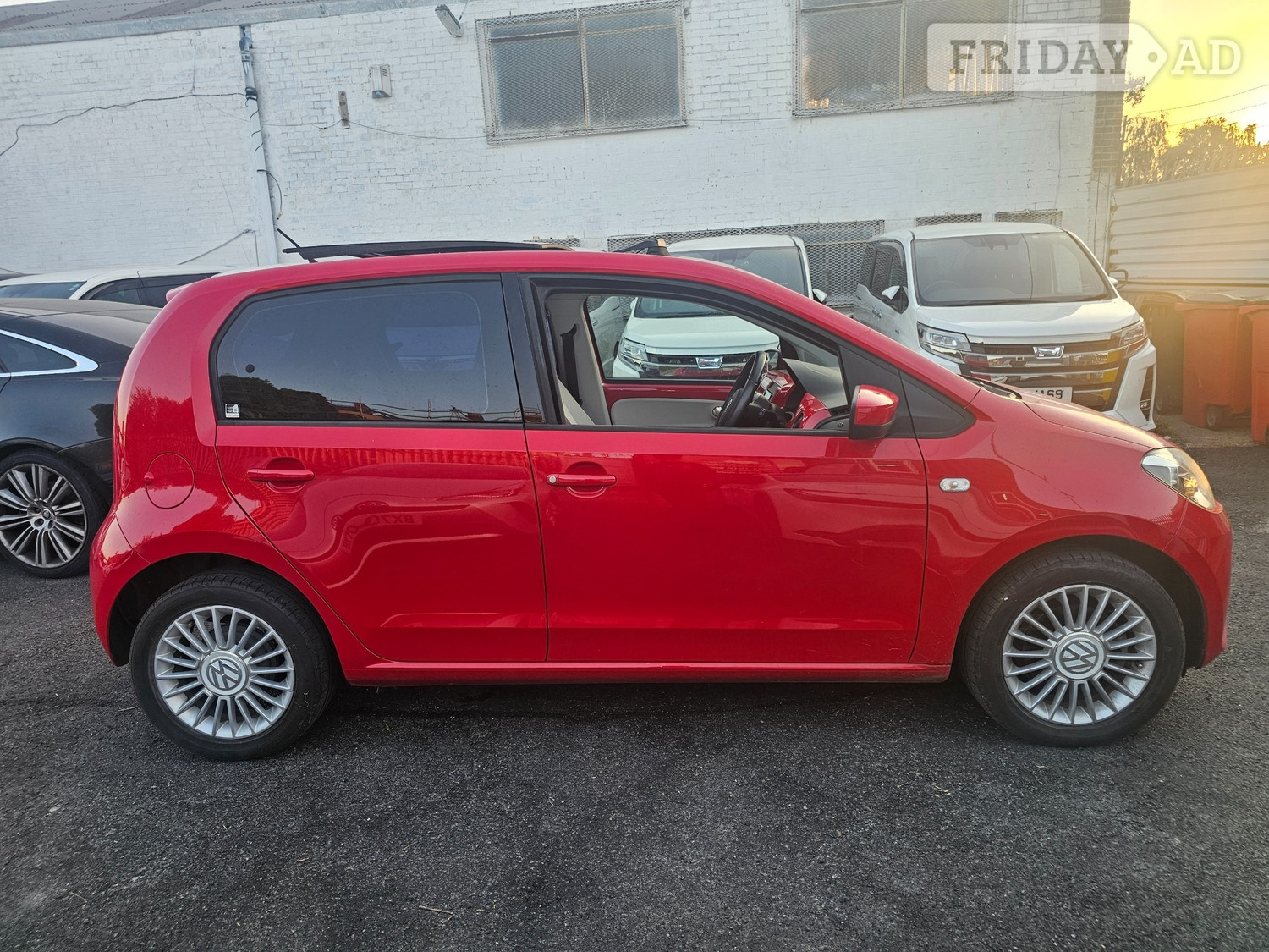 Volkswagen UP! 2016 - Cars