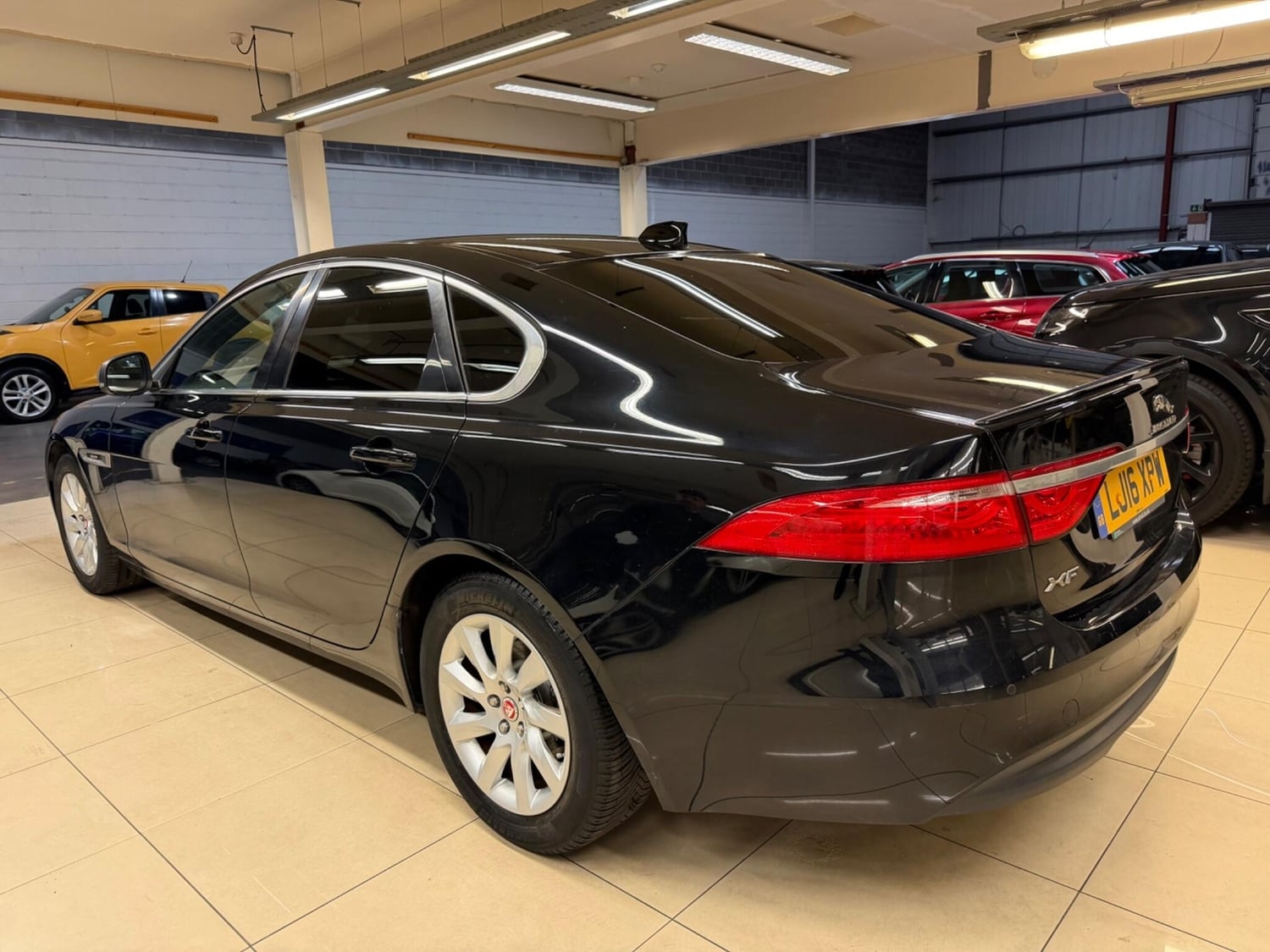 Jaguar XF 2016 - Cars in Rotherham