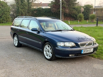 Volvo V70 2004