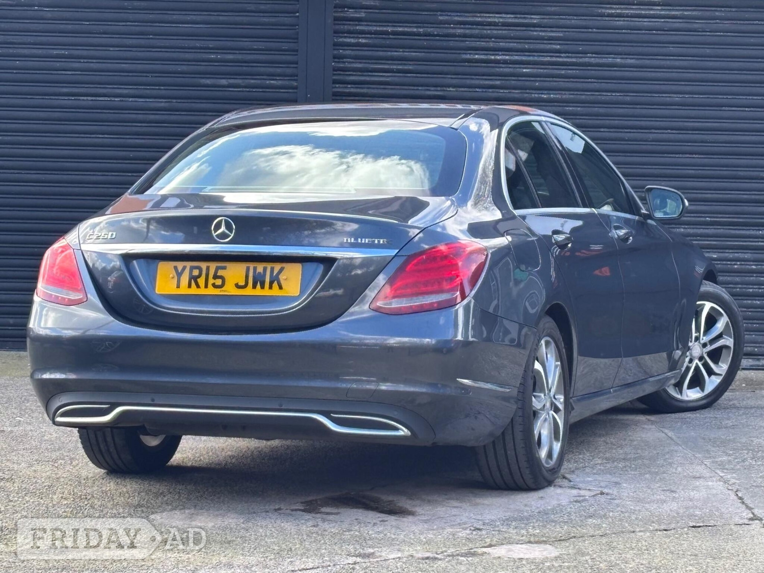 [ berth ]Mercedes-Benz C Class