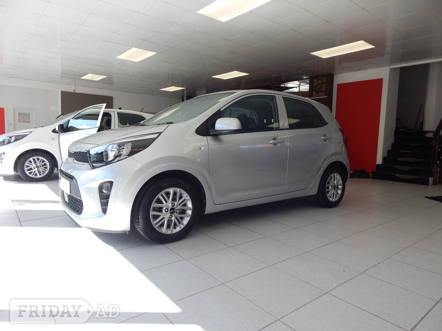 Kia Picanto 2023 - Cars