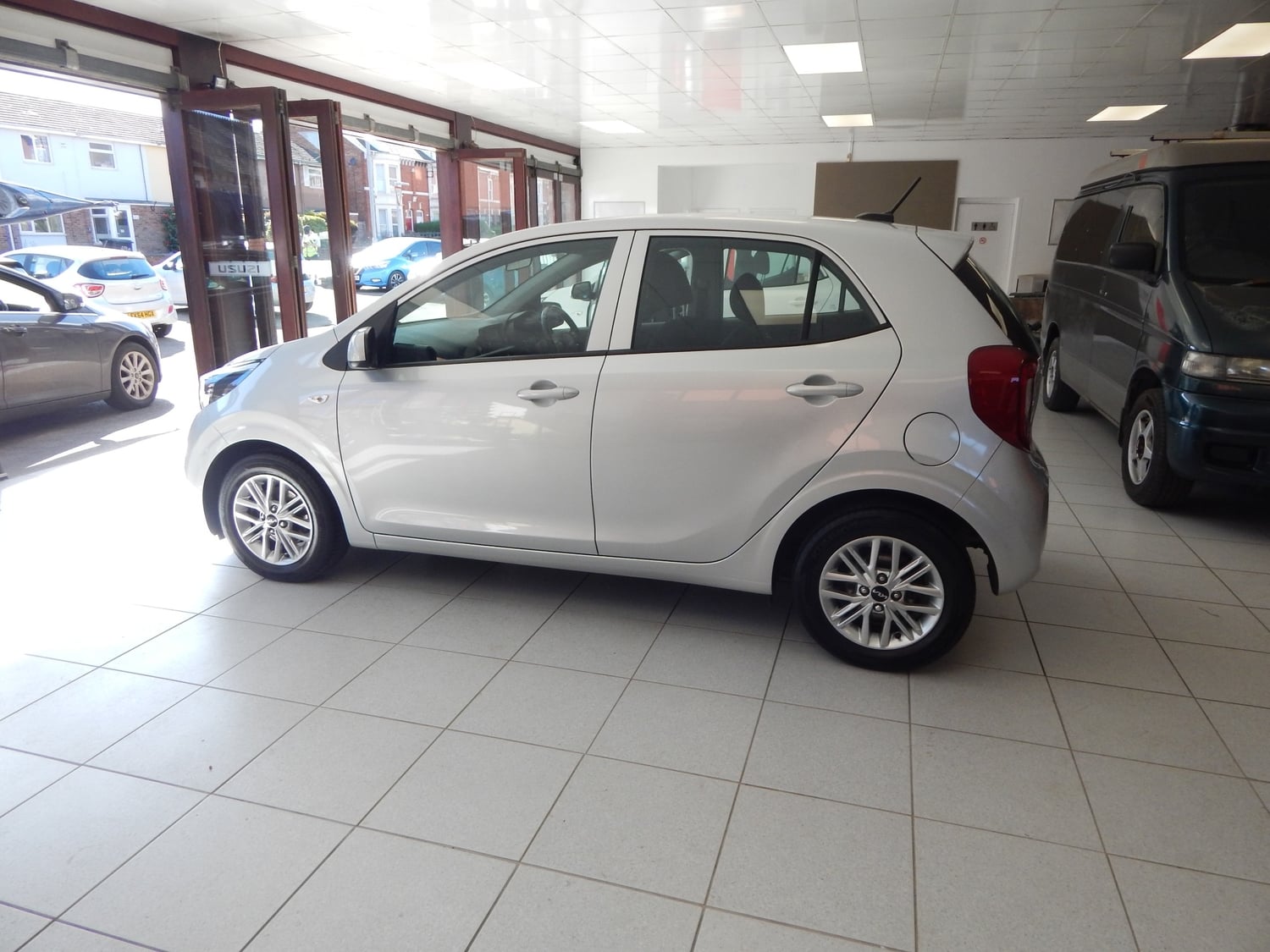 Kia Picanto 2023 - Cars in Taunton
