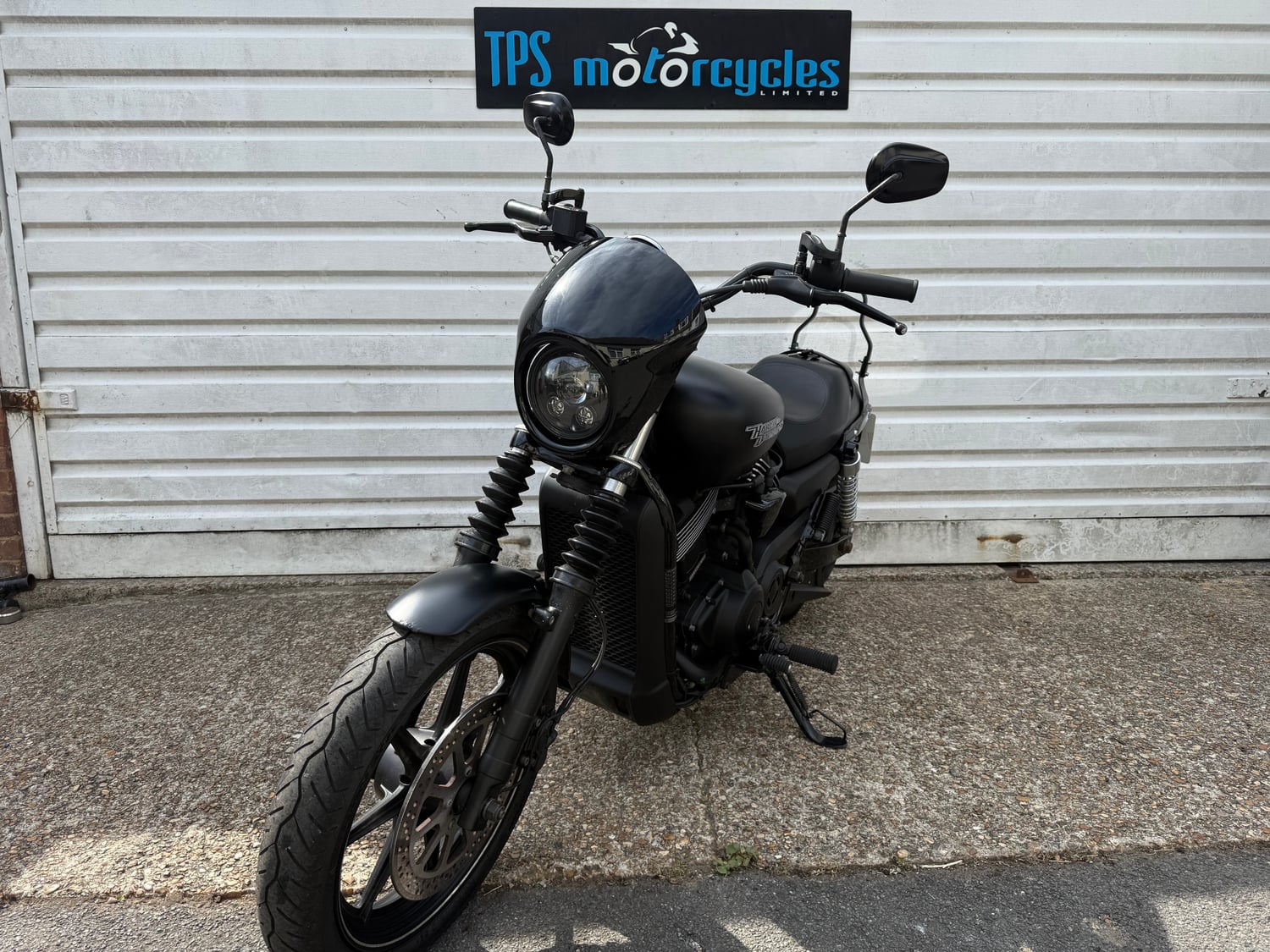 Harley-Davidson Street 2016 - Motorbikes, Scooters & Quads in Eastbourne