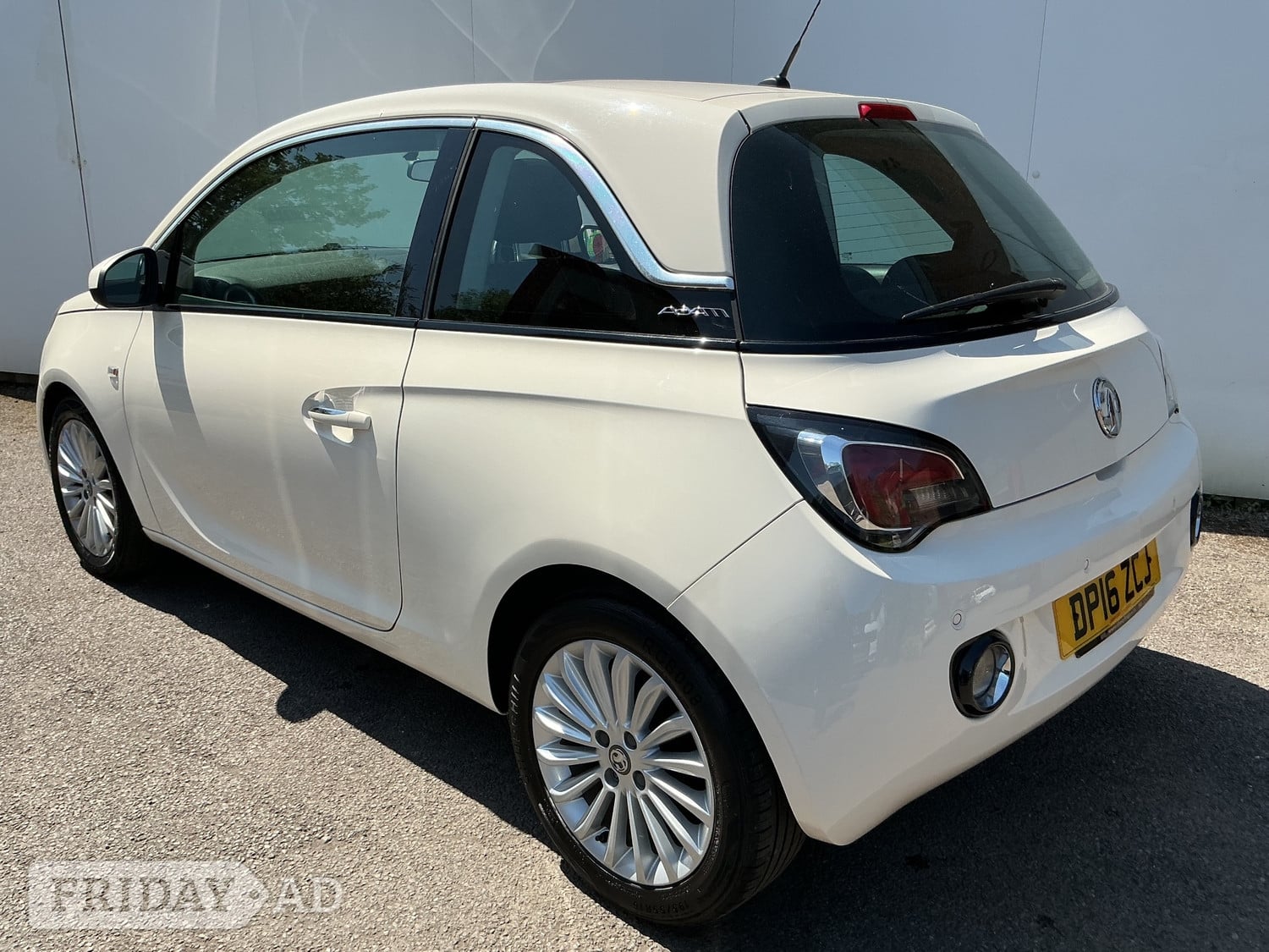 Vauxhall Adam 2016 - Cars