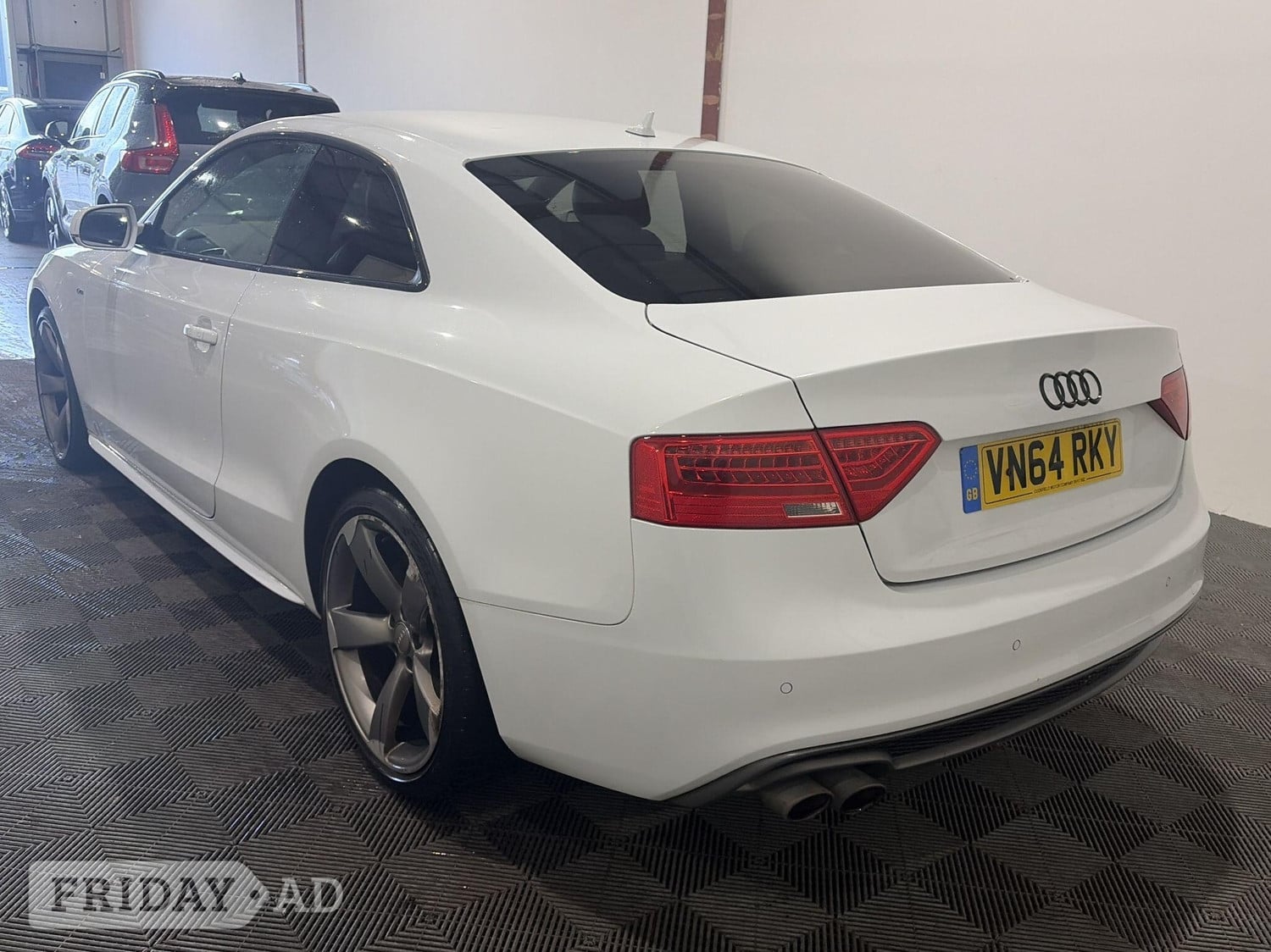 [ berth ]Audi A5