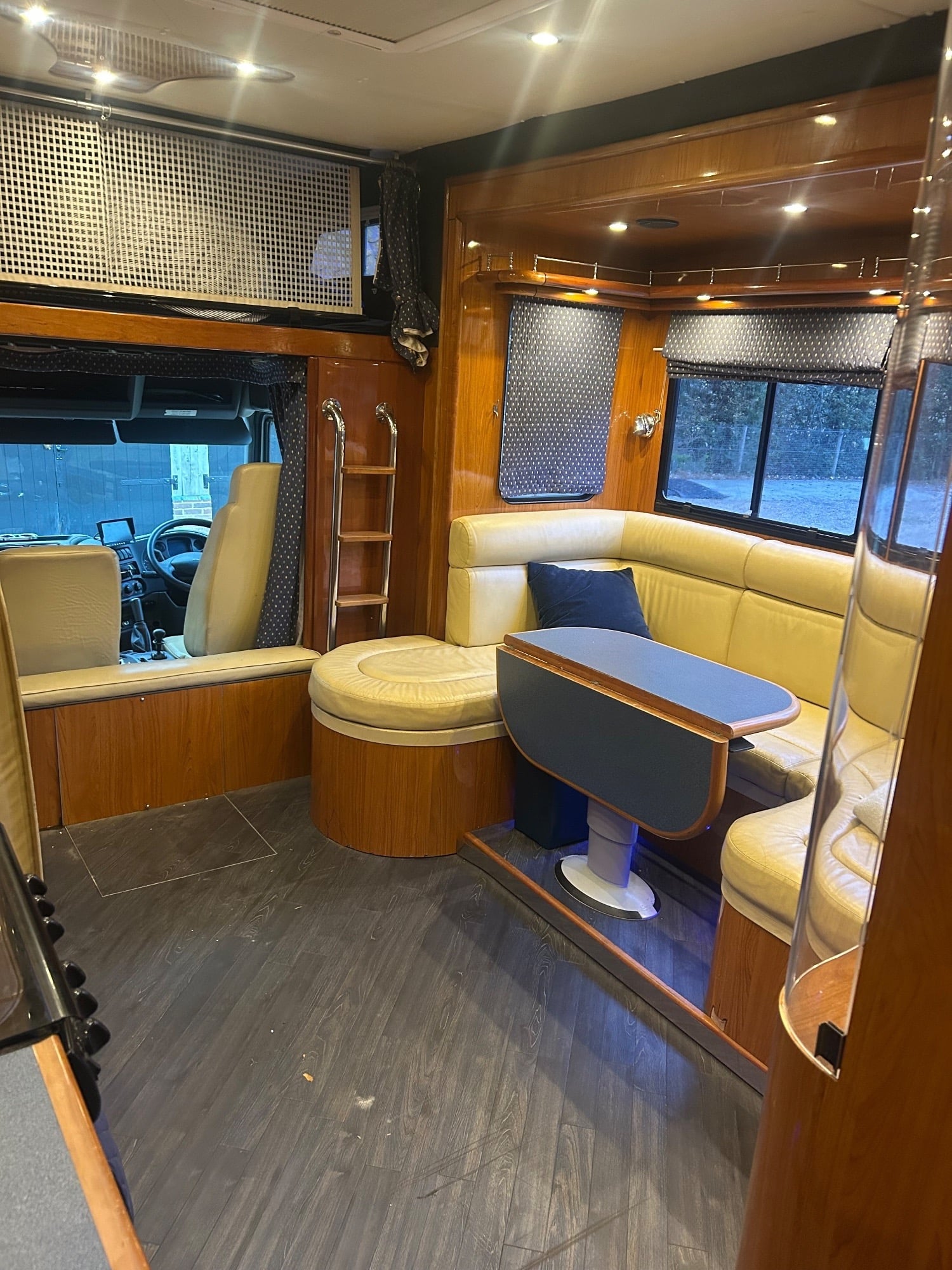 Oakley Supreme DAF Horsebox - Trailers & Horseboxes