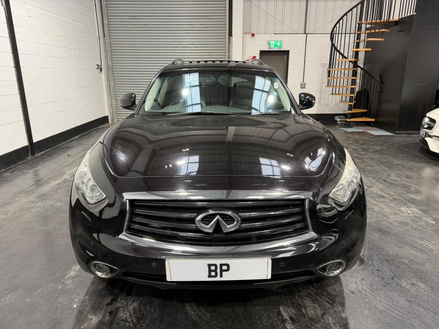 Infiniti QX70 Bradford