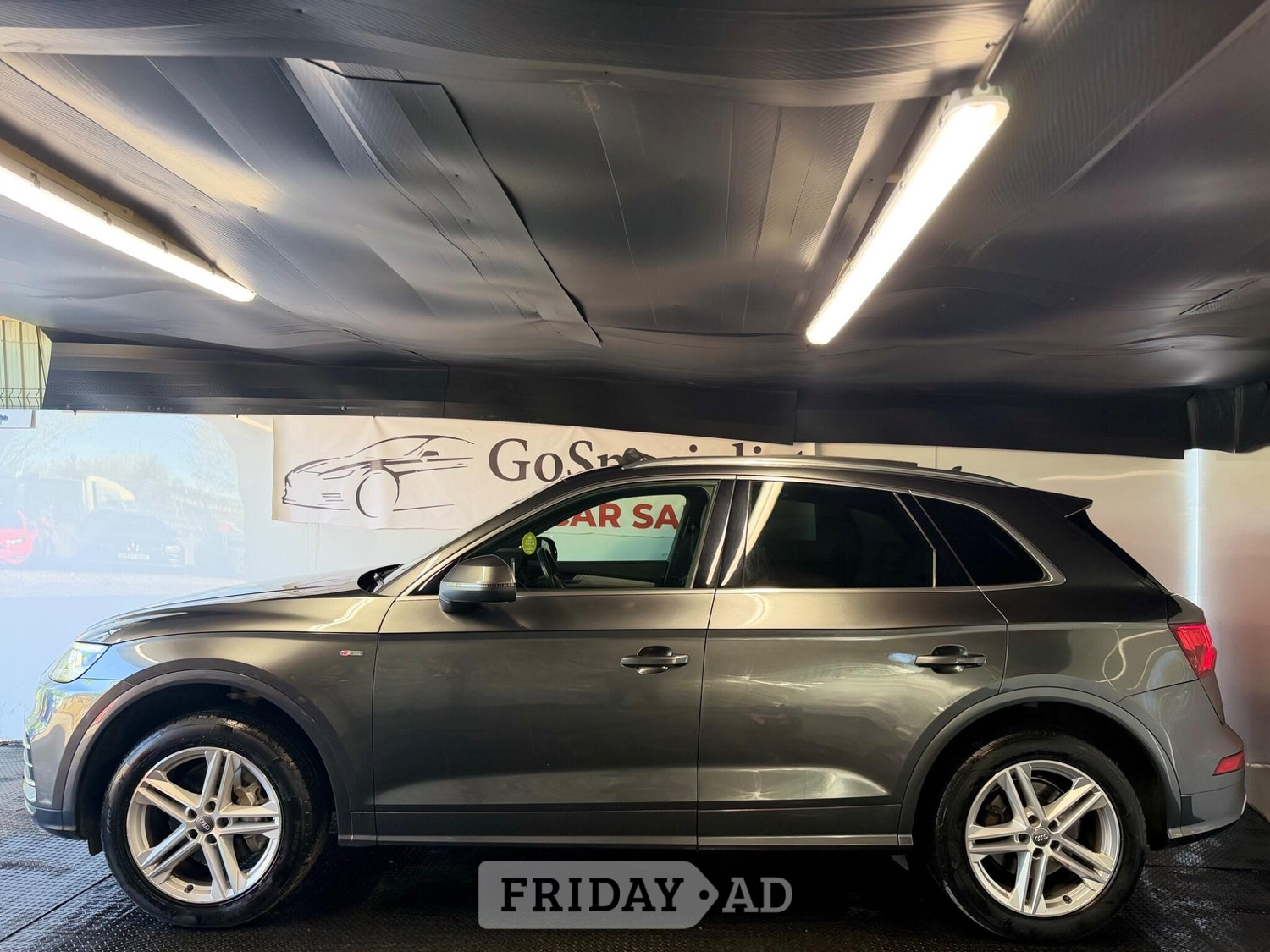 Audi Q5 2019 - Cars in St Albans