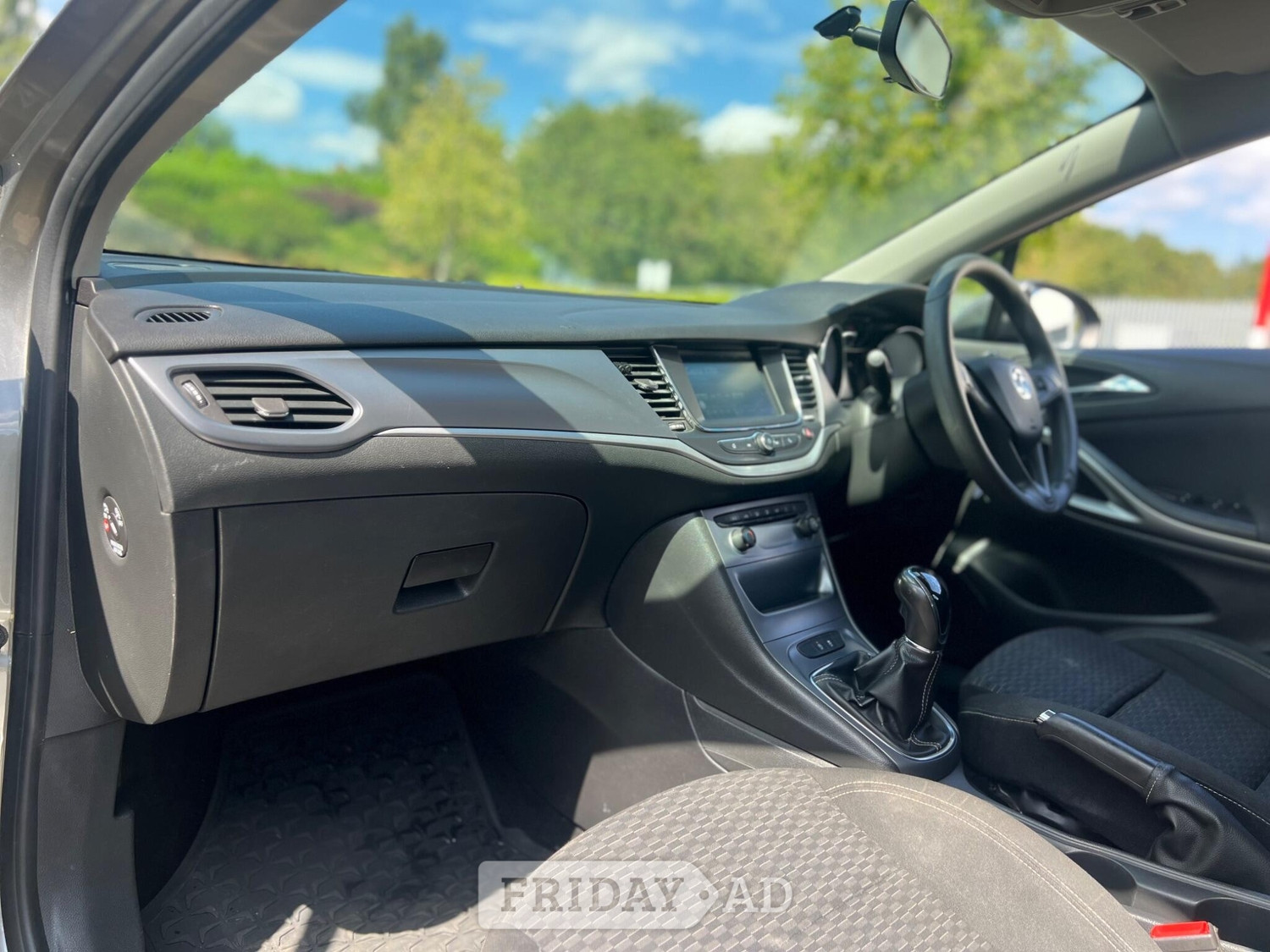 Vauxhall Astra 2017 - Cars