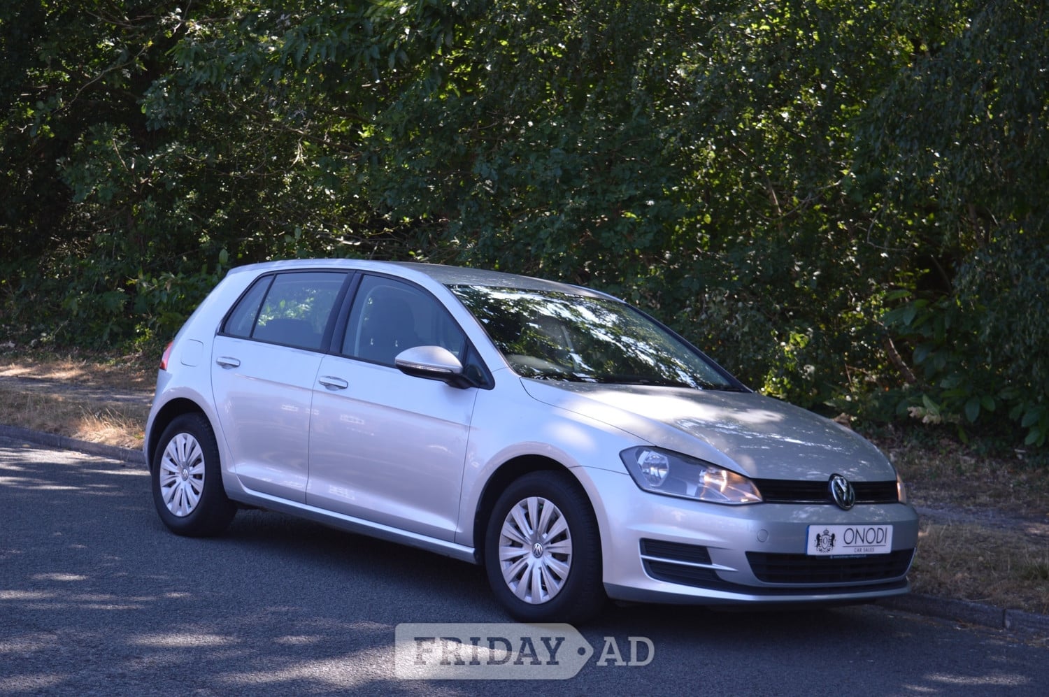 Volkswagen Golf 2013 - Cars