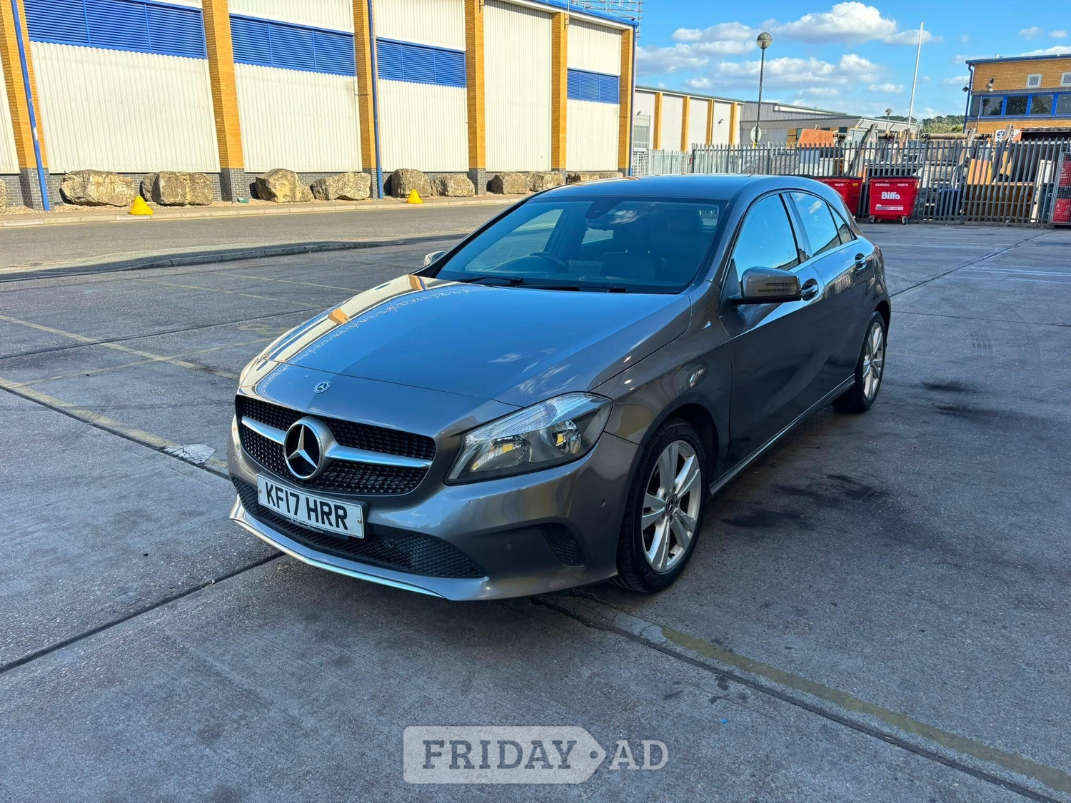 [ berth ]Mercedes-Benz A Class