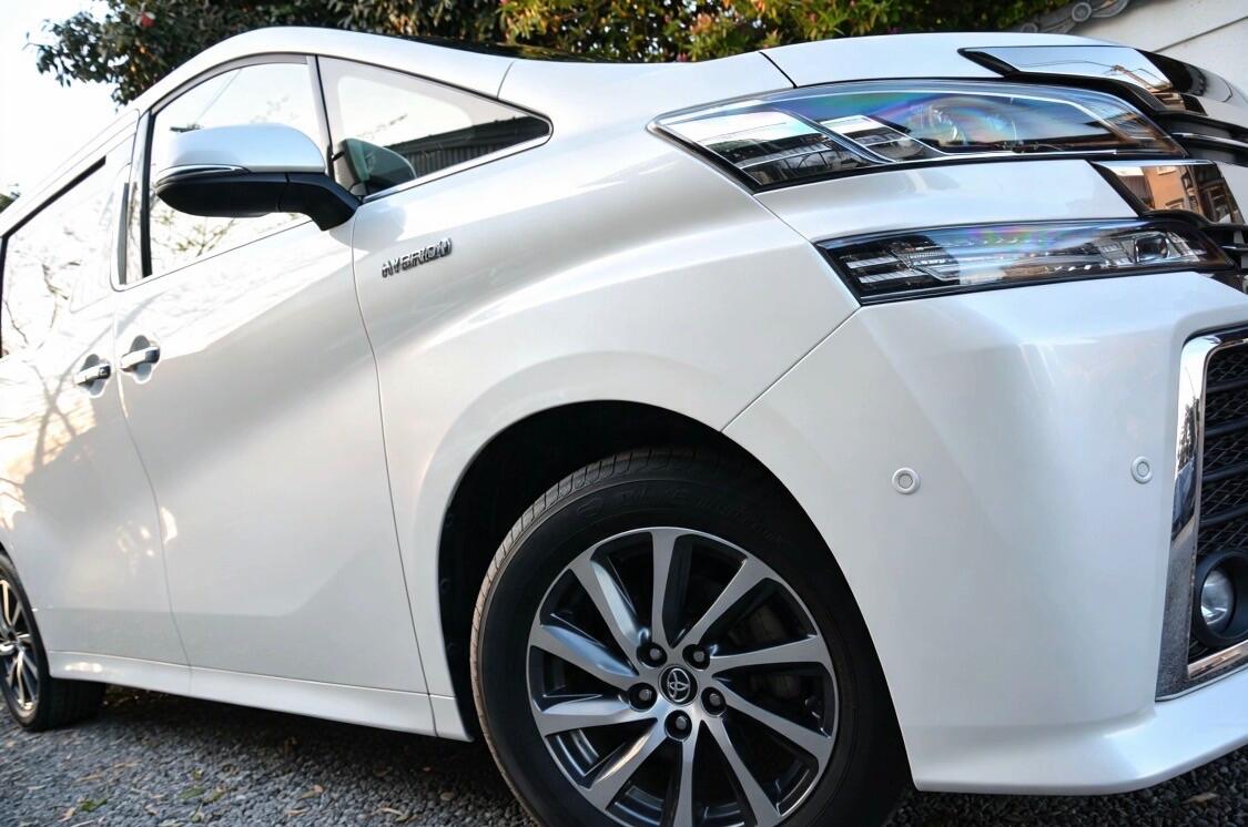 Toyota Vellfire 2015 - Cars