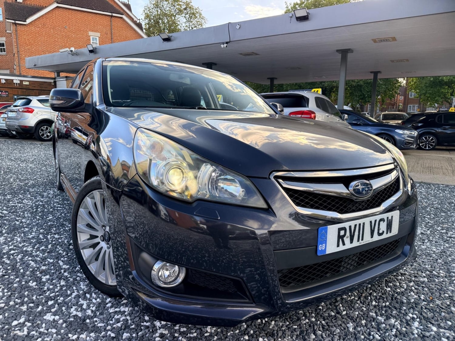 Subaru Legacy 2011 - Cars